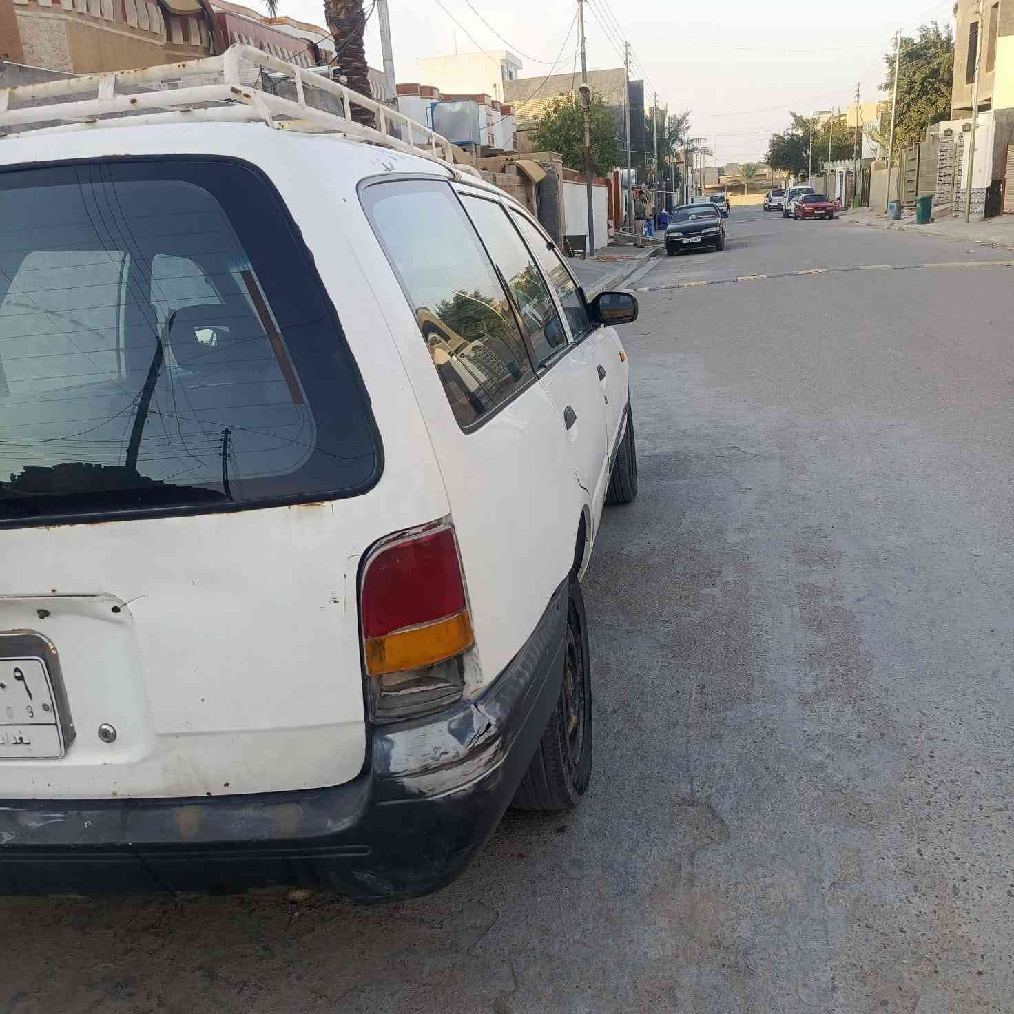 السلام عليكم
نيسان سني 

للبيع
موديل 92
كير عادي 

مكانك الفلوجه 

سعر 33 بيها مجال 

***********
