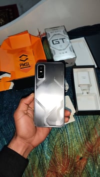 Infinix gt 30 pro بطاريه 98 كامل ملحقات جديده غير مستخدمه  للاستفسار و...