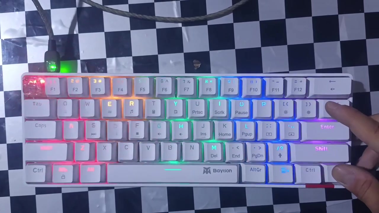 كيبوردين ميكانيكال RGB
-تصميم مفاتيح مدمج بـ 61 مفتاحًا. يوفر مساحةً كاملةً ويجعل سطح المكتب أكثر ترتيبًا.
-تأثير إضاءة RGB ملونة.
-أغطية مفاتيح ABS مصقولة بعناية فائقة.
-أغطية مفاتيح قابلة للتخصيص بتصميم فريد.
-سويچ احمر 
-توصيل بمخرج تايب سي
-يدعم PC/iPhone/android

الاستفسار خاص او مراسلة الرقم
[***********]
