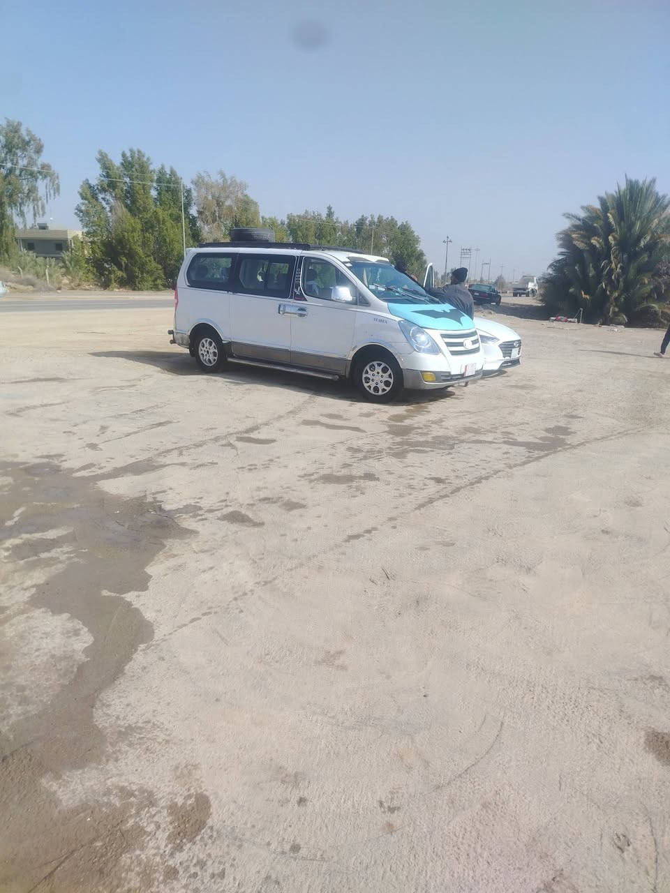 السلام عليكم ستاركس مديل 2008 مفتوح رقم كربلاء سنويه ل2031 كير محرك مكفولات بيه ضربه بسيطه بالتكمه الأماميه فقط السعر ***********
