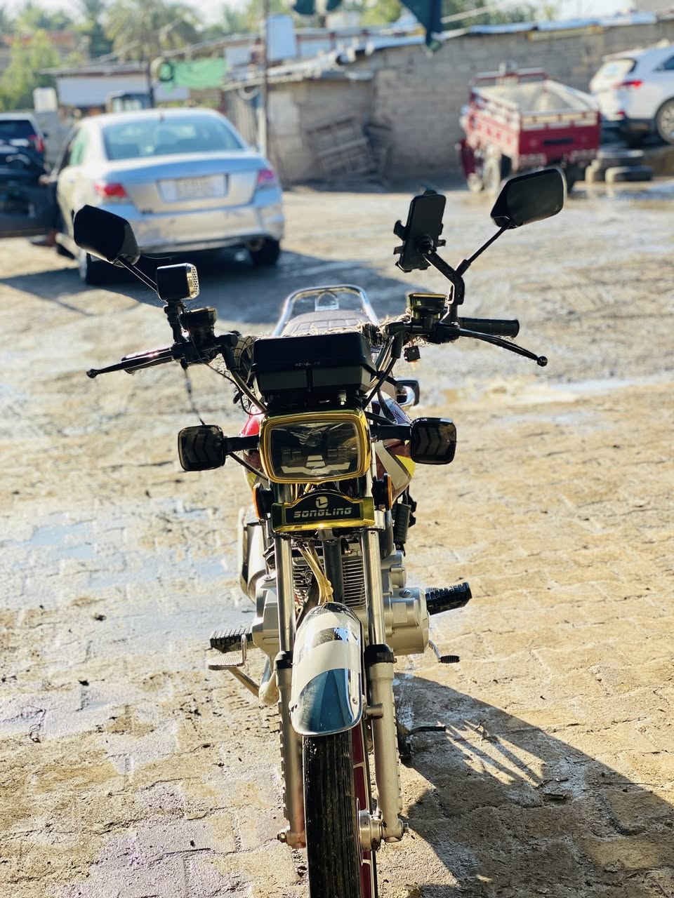 السلام عليكم دراجه موديل ٢٥ شكل٢٤ دراجه خير من الله مكينه ٢٠٠cc صلنصه رياضي سعر ٧٥٠ بيهه مجال  بكاني تقاطع الوجيهيه مو شراي لا تدخل خاص 🖤


**إذا كنت صاحب هذا الإعلان وتريد حذفه لأي سبب، رجاءا أرسل رسالة إلى الدعم الفني**