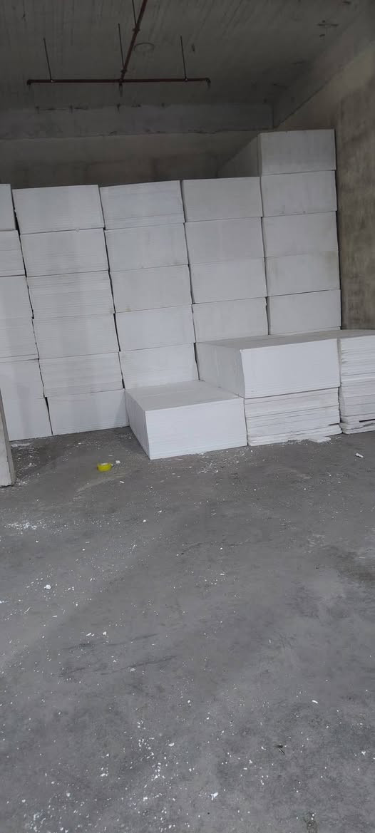 سلام عليكم.    تصال ***********
يتوفر شتايكر درجى اولى  سعر مناسبه مواد درجه اولى 
يتوفر فلين كافه قياسات
يتوفر فوم كويتي كافه قياسات.    تصال***********
يتوفر زفت دوره.                       وتساب ***********
يتوفر ماستك
يتوفر ٦٠في ٤٠ كيبل كهرباء.   تصال *********** تصال 
يتوفر الباد
يتوفر نايلون اردني

مواد درجه اولى مانه الله ورسوله

عنوان معمل في بغداد
