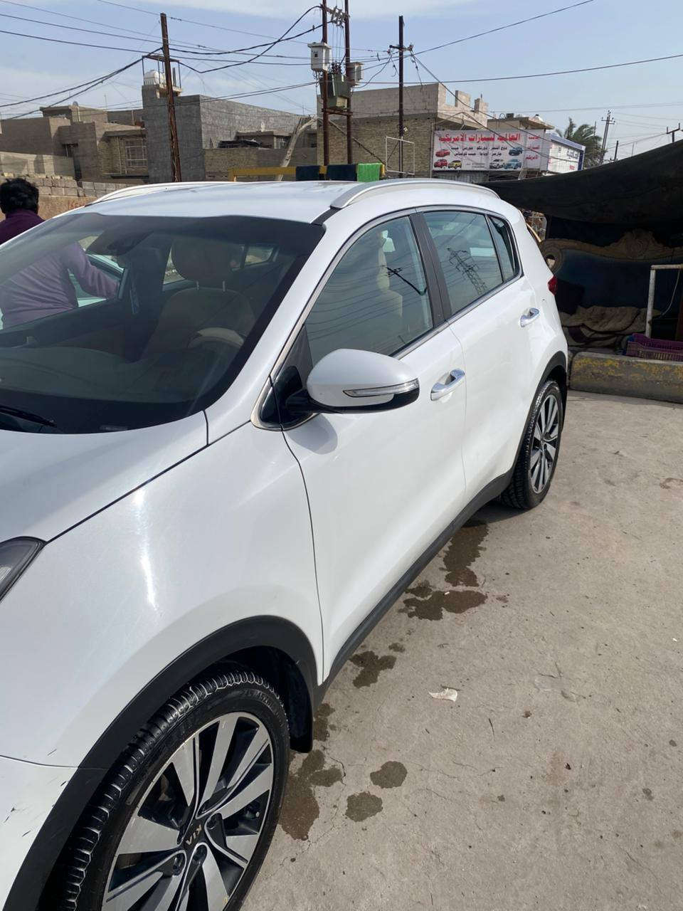 سبورتج خليجي موديل 2018 رقم بغداد دولي بسمي سنويه لحد 2027 سياره مكفوله كفاله عامه  طارات جدد باتري جديد صدر جديد كلها مكفوله العنوان بغداد الغزاليه  سعر 180$ بيها مجال قليل رقم الهاتف***********
