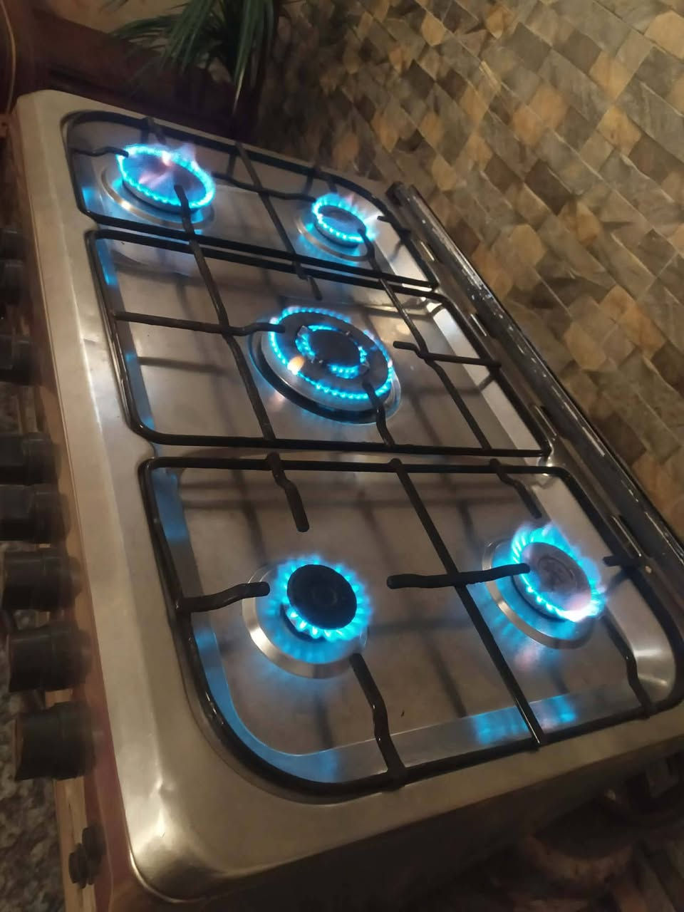 طباخ تركي 5 مشاعل نظافة فول كله شغال عالفحص سعره 160قفل. يوجد توصيل


**إذا كنت صاحب هذا الإعلان وتريد حذفه لأي سبب، رجاءا أرسل رسالة إلى الدعم الفني**