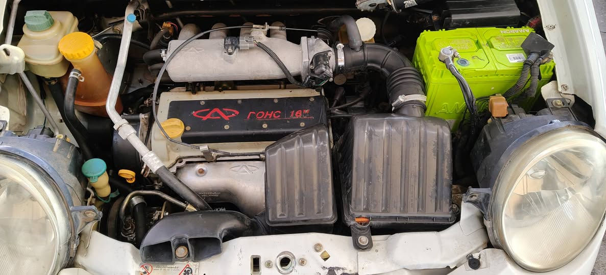 السلام عليكم سياره كيو كيو للبيع موديل 2012 سياره بدون صبغ كاربون بانزين بيها رقم هزه جديد سنويه لي 2030 اتريد تحويل اتريد وكاله السعر 38 ورقه 
***********
***********
