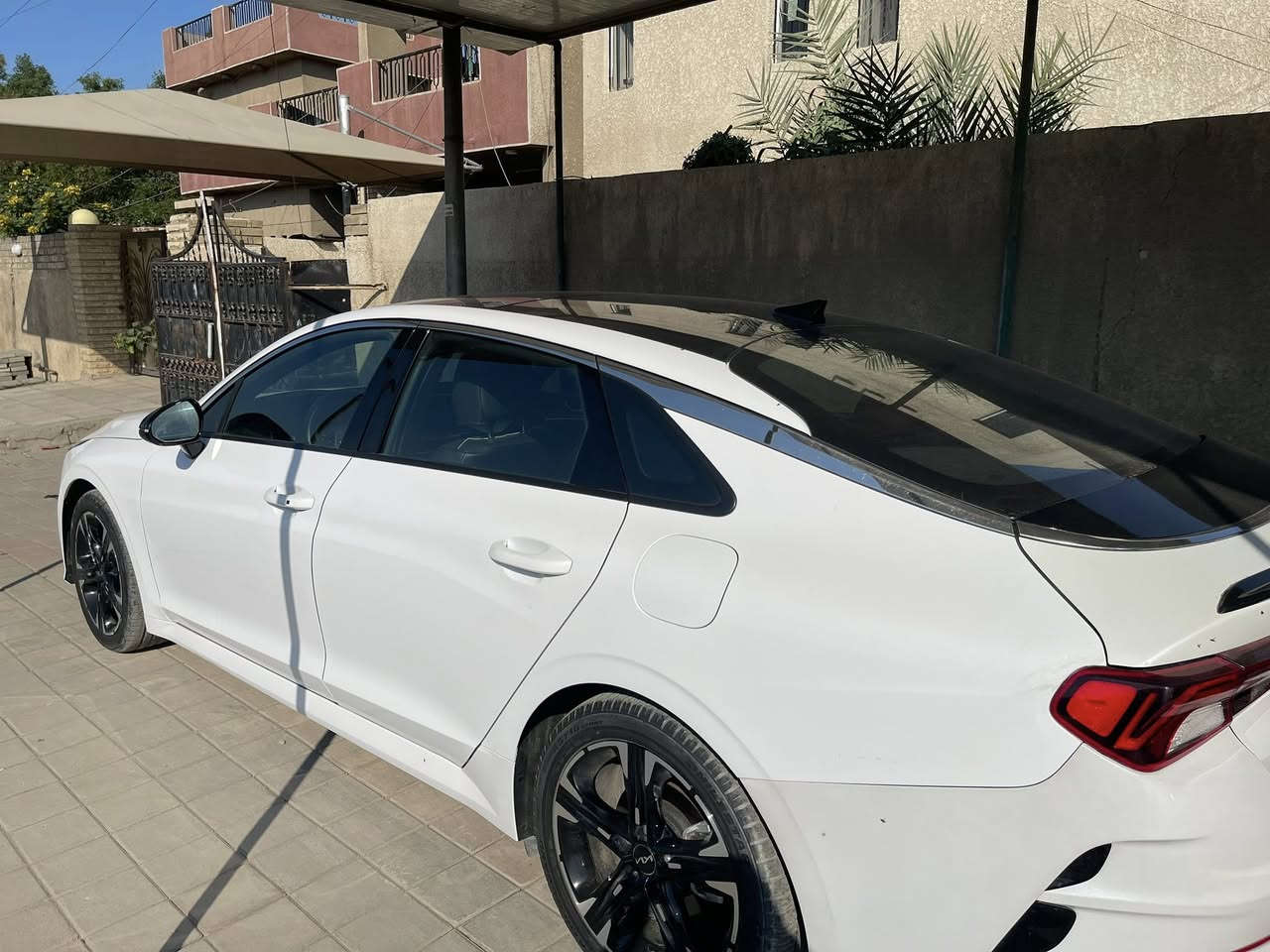 السلام عليكم
كيا 5  موديل  gt٢٠٢٣
بدون ايرباك 
حادثها بسيط فقط
جاملغ صبغ والصندوق
مبدل 
!! @السعر ١٨٥ ورقة

وبيها مجال بسيط
للتصال
***********
رزاق
