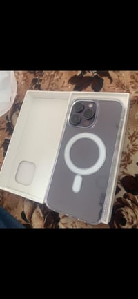 ايفون 14 برو ماكس كلشي ممبدل بي عل وضعه بطاريه 86 لا مزوده ولا شي تجي ...
