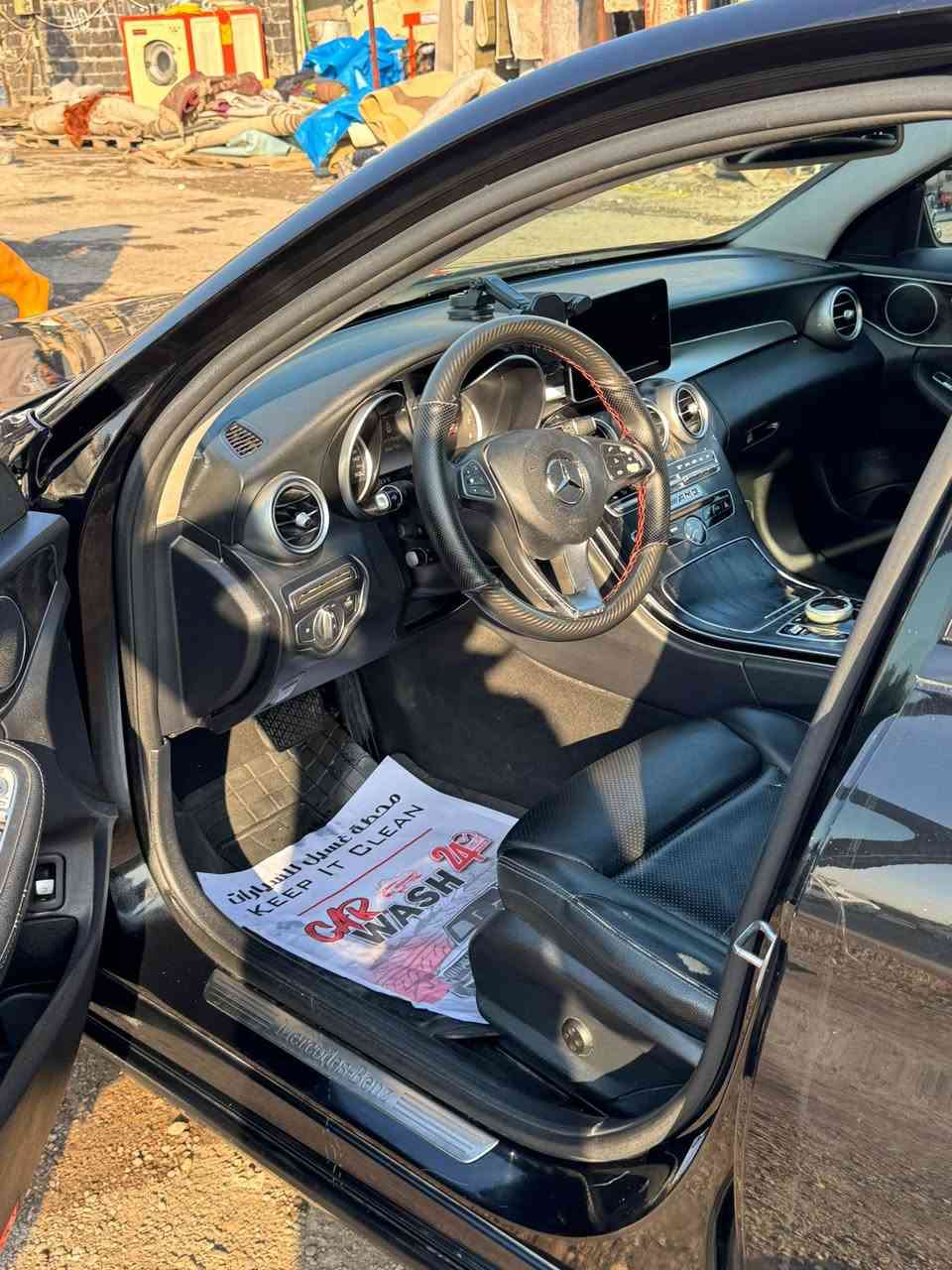 السلام عليكم مرسيدس 2017 
فول عدا الفتحة 3 قطع بيها 2 تبديل و وحدة صبغ 
رقم اربيل ب اسمي سنوية 2029 
جاهزة ومابيها كل نقص 180 $ وبيها مجال
 مكاني بلديات بغداد / ترهم مراوس ويا رياضي 
***********
