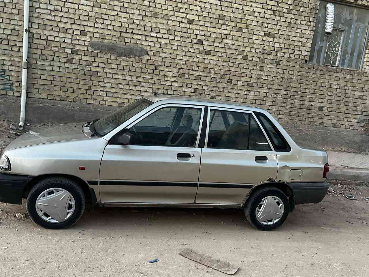 سلام عليكم سايبه موديل ١٢ رقم بابل مكفوله سياره لا ظربه ولا صبغ ولا تبديل ٣٢ وبيه مجال بصيط ***********
