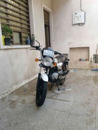 مكلف بلنشر  بوكسر 23 مرقم بأسم صاحبهه دراجه نظيفه سعرهه2100وبيهه مجال ...