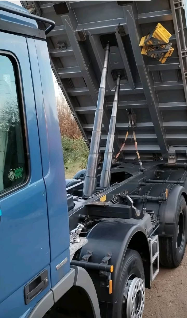 للبيع
***********
