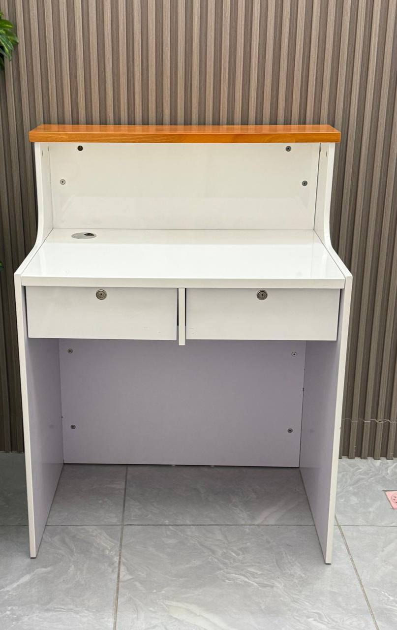 السلام عليكم ميز رسبشن جديد غير مستخدم للبيع ***********
