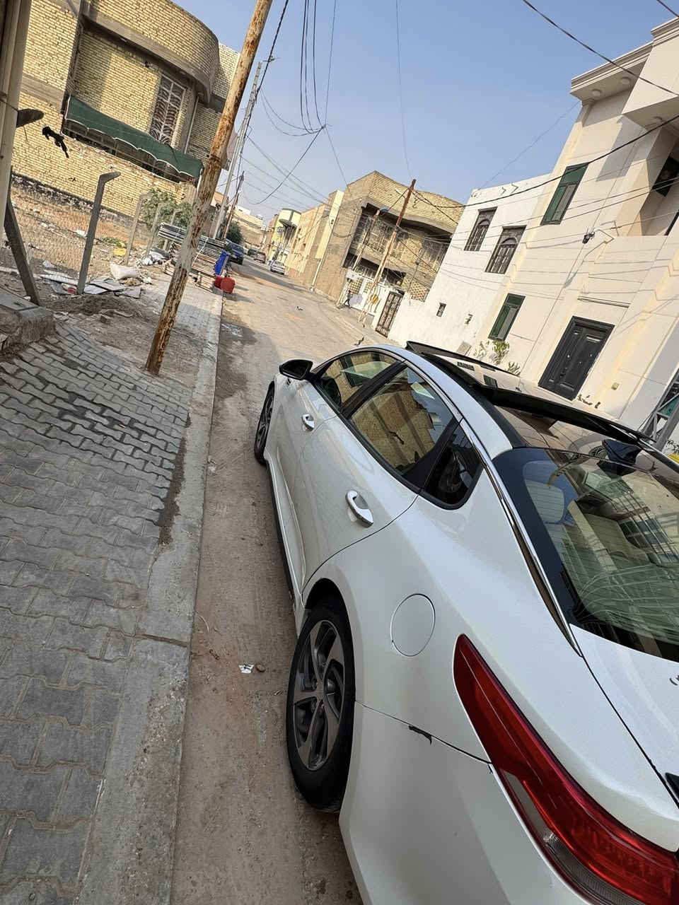 اوبتيما موديل 2016  شكل 2020
مكينة 2400 وارد امريكي 
حادث جدا بسيط يم البك لايت جاملغ الايسر يعني صبغ جاملغ وباب كلير الي بصفه  لان لونه صدفي لازم تلاون ويه الجاملغ
فوووووول مواصفات لمتددد للاخير 
المواصفات 
بصمه 
بنيراما
كشنات تبريد تدفئة 
كشنات جلد كهربائي 
لايت زنون اصلي 
ترحيب 
نقطه عمياء 
كاميرا دواره 
3 وضعيات قيادة.
  سبورت ECO.. NORMAL 
تبريد امامي خلفي 
هيترات 
ثلاجه
كشنات ذاكره 
خزن ميموري 
تحكمات فوول
وبعد هواي مواصفات بيهة السعر 120 وبيه مجال بسيط 
رقم بغداد دولي تحويل ثاني يوم 
مكينة وكير ع حدادية جديده 
تخم تاير جدد باتري جديد 
السيارة جاهزة ونضيفه جداا

***********
