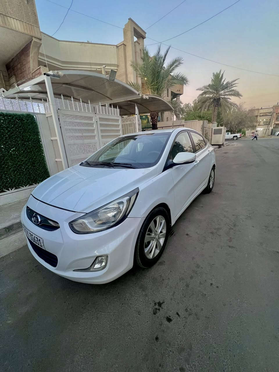 سلام عليكم
اكسنت خليجي موديل 2015 

مكينة 1600 

السيارة مكفولة عدة كم طخة 
ماشية 66000الف 
رقم بغداد بأسمي 
فول مواصفات فتحة 
حساسات خلفية 
السيارة مكفولة 
المكان بغداد شارع فلسطين 

*********** 
***********
السعر 108 وبيها مجال
