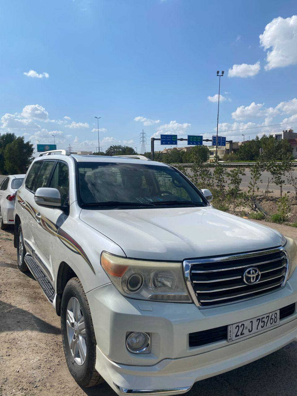 السلام عليكم 
لاندكروز GXR 2013 للبيع 
ماشية 286 الف كيلو متر 
السعر 380 ورقه


**إذا كنت صاحب هذا الإعلان وتريد حذفه لأي سبب، رجاءا أرسل رسالة إلى الدعم الفني**