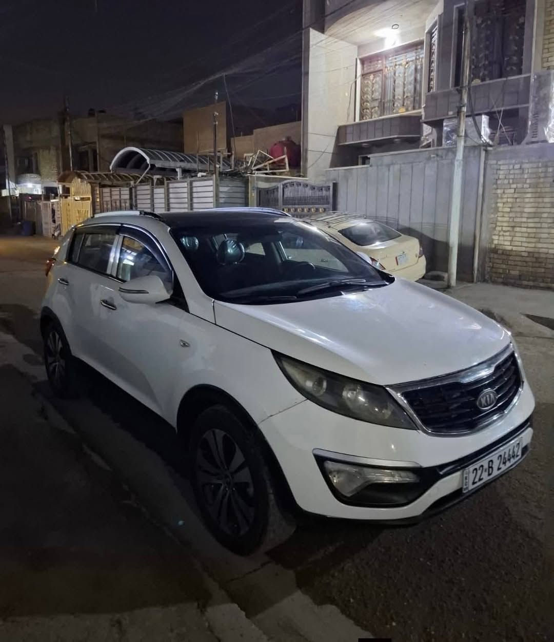 السلام عليكم اخوان للبيع كيا سبورتج خليجي موديل 2011 رقم اربيل الدولي سنويه وهزه جدد تحويل مباشر محرك 2400 دوش فول موصفات بانورما السياره بيها مكانات صبغ أبيع صبغ حزام سعرها 98 ورقه للاتصال *********** مكاني بغداد ‬
