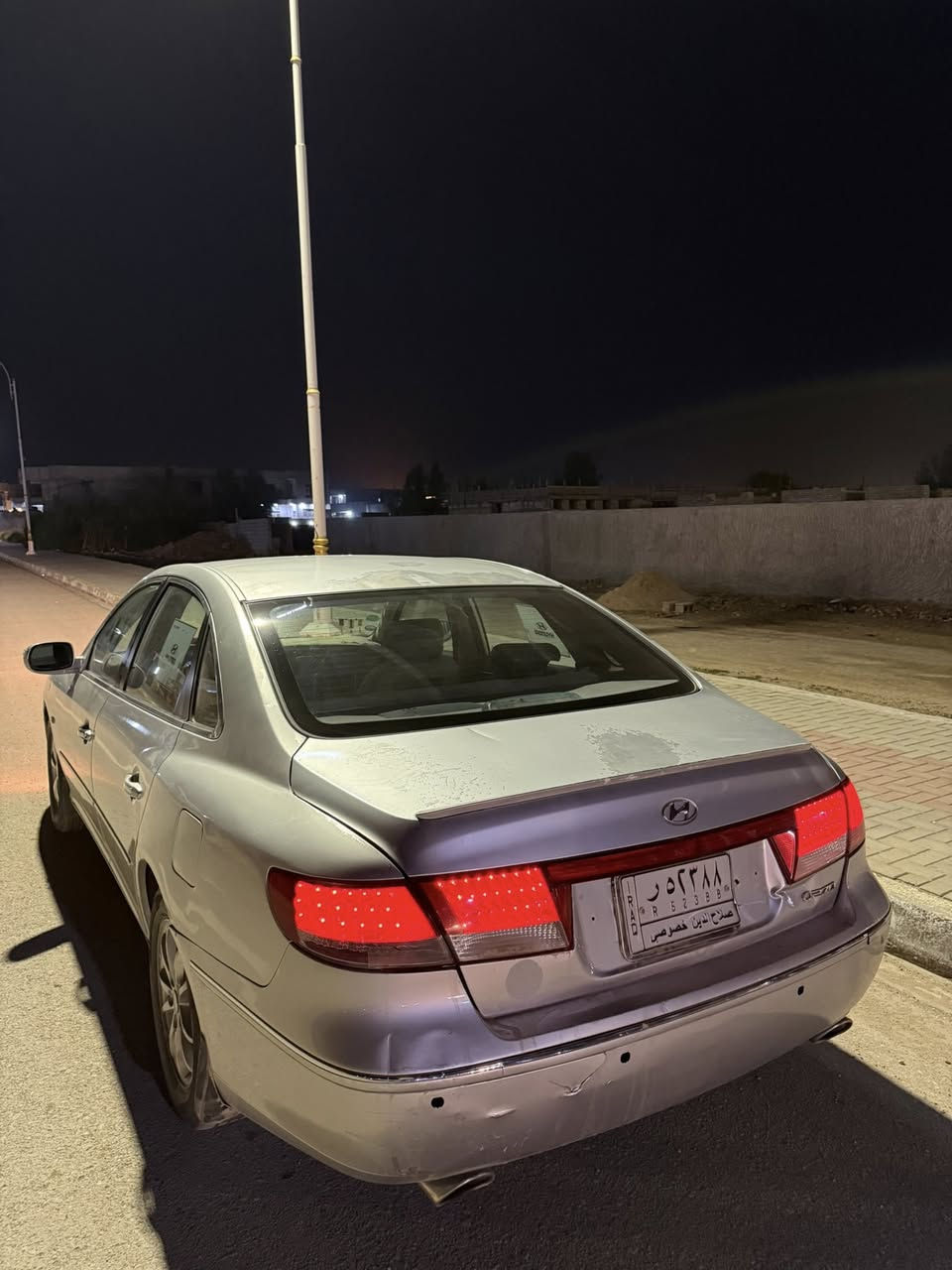 السلام عليكم للبيع
هونداي أزيرا 2010 رقم صلاح الدين الماني مشروع و طني بسامينا شرط تحويل ثاني يوم محرك V6 حجم 2700 محرك كير شرط مكفولات تخم تاير صدر خلفي و امامي جديد باتري جديد تبريد ثلج تدفئه نار السياره بيهاا مكانات رش بالحزام واني أبيع احزام السياره جديده و مال جناي شرط ترايهاا زيرو وين ما يعجبك اطلع بيهاا 
المكان صلاح الدين 
السعر 82 و بيهاا مجال للطيبين و اللي يحب تفاصيل اكثر الاتصال على الرقم 
***********
***********
