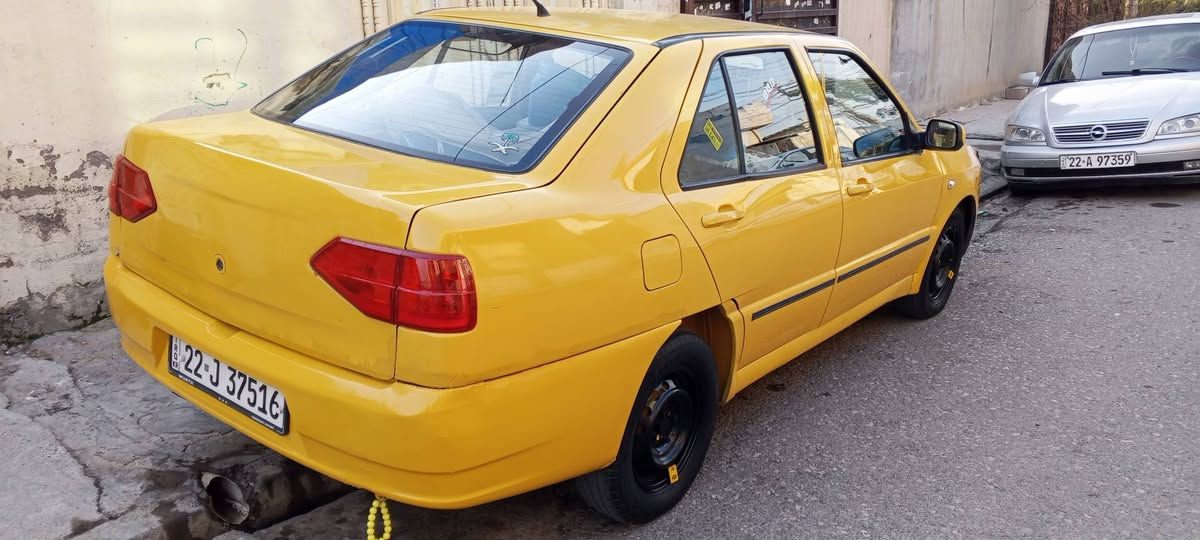 شيري كوين 2014 كير مكينه بيلادي بي عيب به شه رت سه نه وي و رقم تازه تا 2029 جوار تايه تازه جوار جام كاربايي ته ق و رقه به شه رت  هه موو كياني بيلادي به شه رت تحويل و وكاله خه رمه ي له سه ره دواي معمه له اكريته وه كارباي و ته بريدي به شه رت سياره ماله هي معراض و شت نيه  سعره كه شي 34 مجال
رقم*********** واتسابيش كراويه أربيل, العراق
