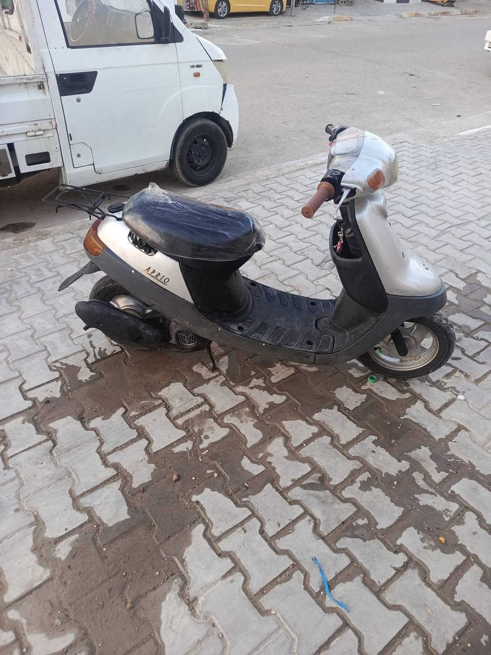 سلام عليكم درجه بطه كلشي مابيه بس عوزه كابريتر سلف وهندر تشتغل ماكينه مامفتوحه درجه حلوه سعر 250وبه مجال قليل رقم***********
