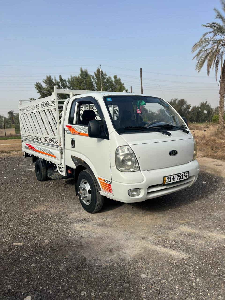 سلام عليكم كيا فحل موديل ٢٠١٠ بغداد انكليزي جاهزه تحويل ثاني يوم  اتصال ***********
