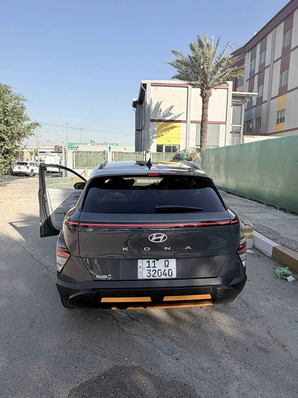 للتواصل عالرقم فقط -
هونداي كونا 2024 HTRAC …  

فول مواصفات، عدا الفتحه رقم بغدادبأسمي  ، وارد أمريكي السيارة /   

.حادث اصبعين بنيد مصلح نفسه ومصبوغ ايرباك دركة فقط
بارد بسيط اثر شخط اقل شبر . 
راديترات تبريد مروحه كلهن بلاديات 
صور الحدث مرفق مع الصور ✅

المواصفات:  

- محرك 2000 دوش المرغوب 

- بصمة تشغيل مع الأبواب والصندوق

- تشغيل عن بُعد

- هند بريك بصمة

- شاشة ديجيتال متصلة

- نظام ترحيب عند الاقتراب

- كرسي سائق كهرباء

- رادار أمامي + خلفي + نظام النقطة العمياء

- تحديد مسار وتحذير عند الخروج عن الخطوط

- نظام أوتو بارك يضرب بريك عند الاقتراب

- أنظمة قيادة متعددة

- أوتو هولد

- نظام صعود المنحدرات

- إشارات في المرايا

- تبريد بيانو مناخي منفصل (أمامي وخلفي)

- تحكم ستيرن أربع جهات

- شاشة كبيرة لمس تدعم Android Auto وApple CarPlay

- كاميرا خلفية دوّارة Full HD

- إنارة LED أمامية متغير ونهارية وخلفية 

- ⁠تبريد قطعتين 

- وضعيات قيادة سبورت + نورمال + سنو 

- رادار خلفي تنبيه عبور + بريك ذاتي 

- ⁠كار بلي  

السيارة مكانها بغداد/ شارع فلسطين 

للاستفسار يرجى الاتصال ع الرقم: 

 *********** .

السعر 170 ورقة  وبيها مجال بسيط

واتساب او الاتصال عالخط
