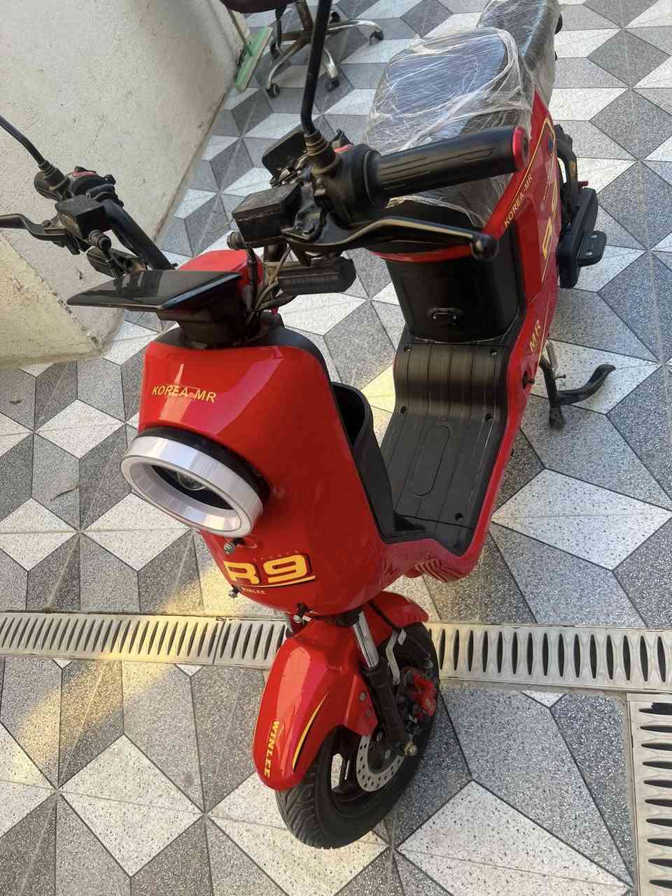 ار 9 البيع 5 بطاريات دراجه جديده سعر 450  ***********
