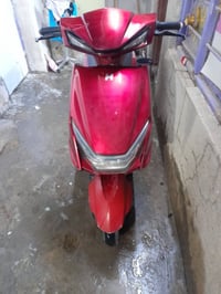 سكنس • دراجة شحن • ٥ بطاريات