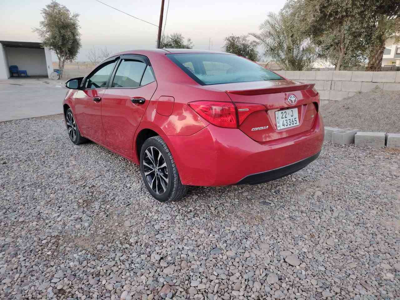 كورلا للبيع موديل ٢٠١٧ اس ي فول تحكم ستيرن بصمة تشغيل عن بعد يعني شغل ونته بل بيت جاعد بيه ثلث قطع بونيد جاملقات بيه تعديل براش الشاصي شي بصيط السياره رقم واحد هزه جديده رقم جديد سنويه جديد السياره جديده بمعنه الكلمه محرك ١٨ تدفئه تبريد صدر كهربائيات كله شغاله محرك مامفتوح شرط كير شرط السعر ١٢٥ بيه مجال شي بسيط الشراي يتصل على *********** مكان السياره الحويجة العباسي قرية العيون
