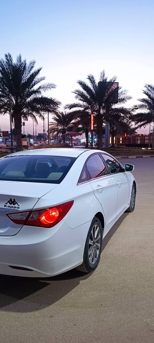 سلام عليكم.    للبيع فقط .
سوناتا 2014 خليجي.  اربيل  وكالة تحويل ماكو كل مشكلة  بيها هلال خلفي مرشوش ونص باب والباقي كفاله عامه كير مكينه حداديه تبريد كفاله السعر 110ومجال قليل حك الجيه مكاني النجف  للستفسار.    ***********
