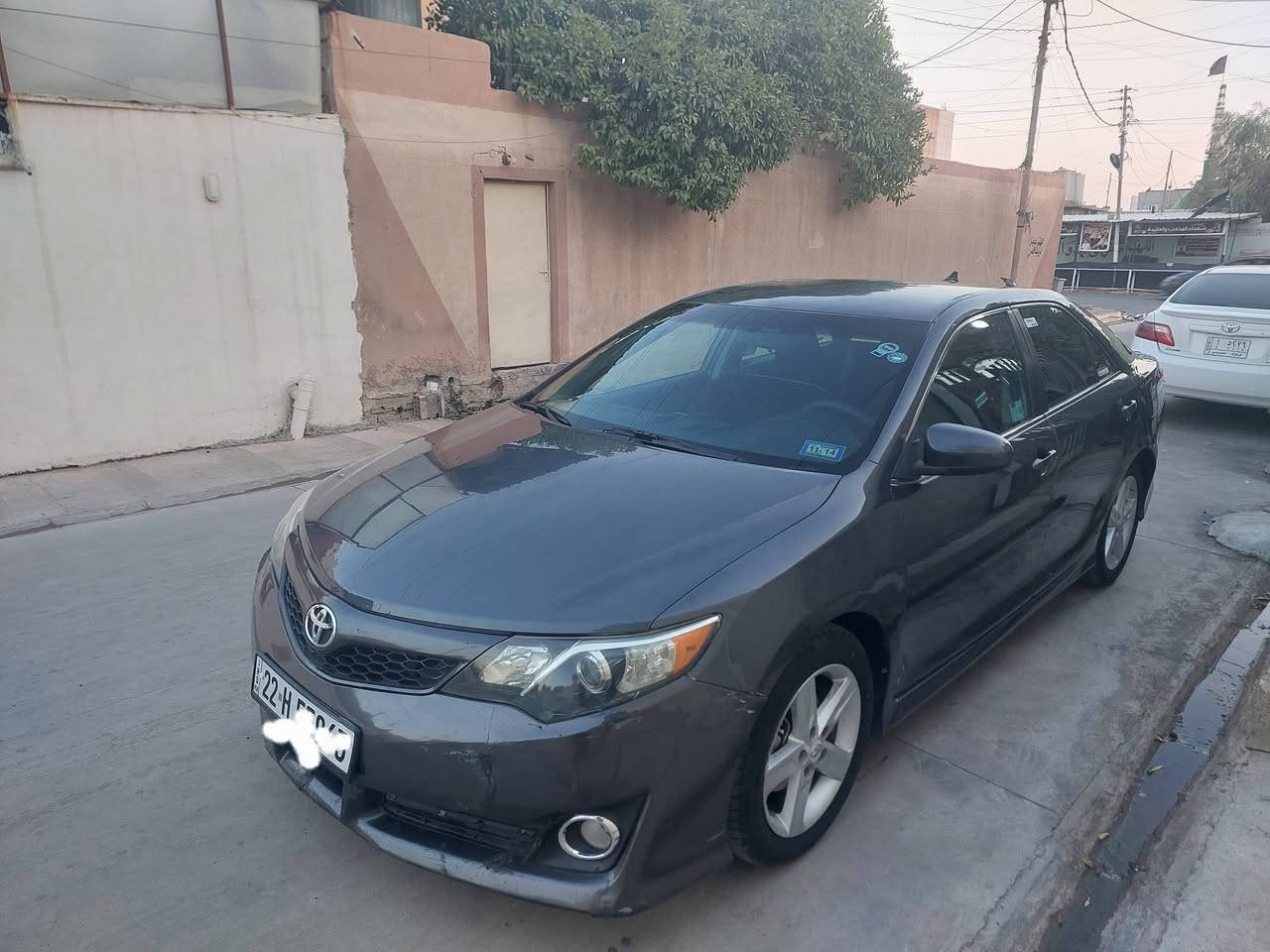 للبيع كامري موديل ١٢ امريكي بدون صبغ او ضرر موصفات se بيه كوبون بنزين رقم وسنويه جديد سعر ١٢٥ بيه مجال مكان سياره كركوك ***********
