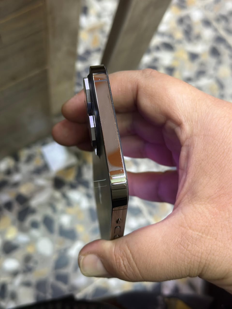 سلام عليكم بيع فقط
ايفون 13 برو ماكس 💯

 أخو جديد الجهاز مو امريكي باله مشتري جديد💯

كفاله عامه  جهاز جديد وتر بروف لا مفتوح ولا مصلح كفاله حتى من الشخط 💯 شرط اذا مفتوح انطيك ضعف الفلوس 

ذاكرته 256 و البطاريه  74% صرفها جدا قليل 

الجهاز كفاله من كلشي و على الفحص 

و السعر 640الف ومجاله بسيط 

مكاني بغداد حي اور

أي توصيل ما عندي للأسف

هذا رقم الواتساب ***********

واتساب فقط
