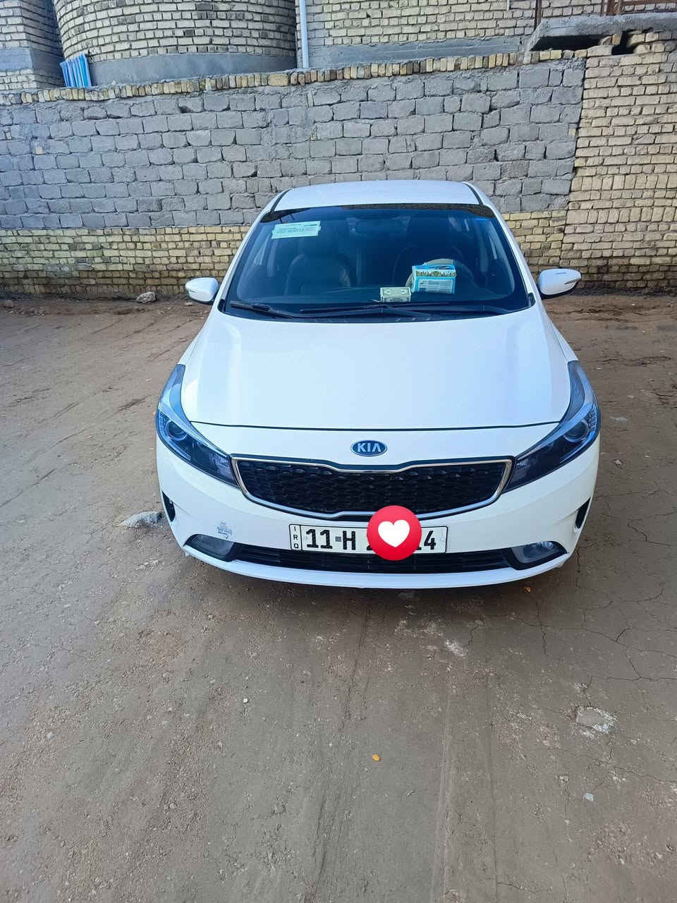 السلام عليكم سيراتو18 اللبيع فول مواصفت ترحيب بصمه فول ماعده الفتحه سونار مرفق بل منشور ابيع عل سونار لاتخابر وتكلي شبيها يرحم والديك عندك سونار بسمي سياره وماتخسر عليها الف جاهزه من كل نواحي ***********السعر 137وبيها مجال
