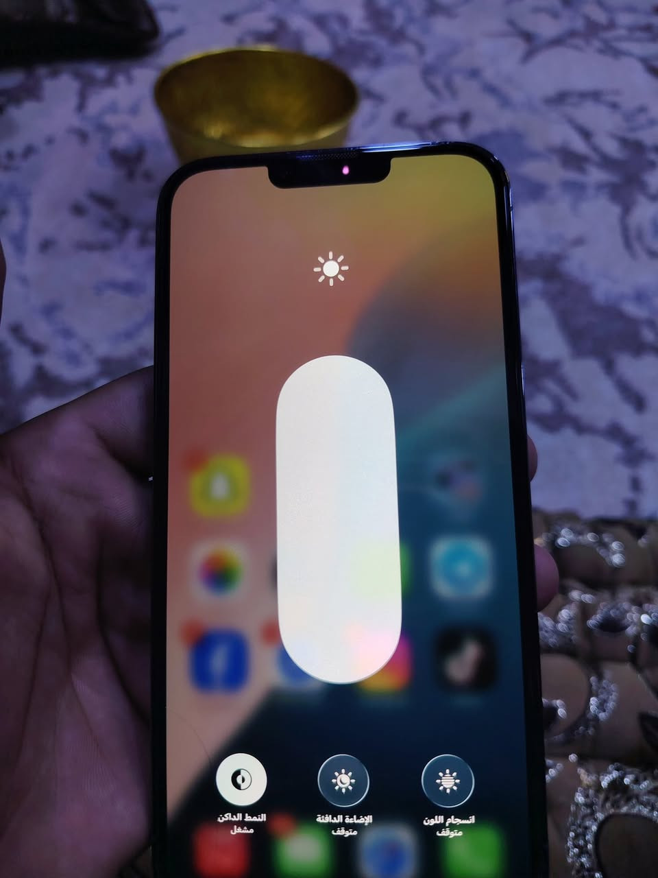 السلام وعليكم أيفون 13برو ماكس للبيع نضافه 100//100لون بحري المرقوب بطاريه 95 مرفوعه فقط  ذاكره 256 المكان العلم الستفسار أكثر أتصل ***********
