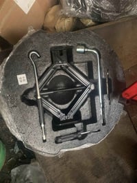 مثلث فسفوري • مقاس ١٥ • ساحة وكلاء