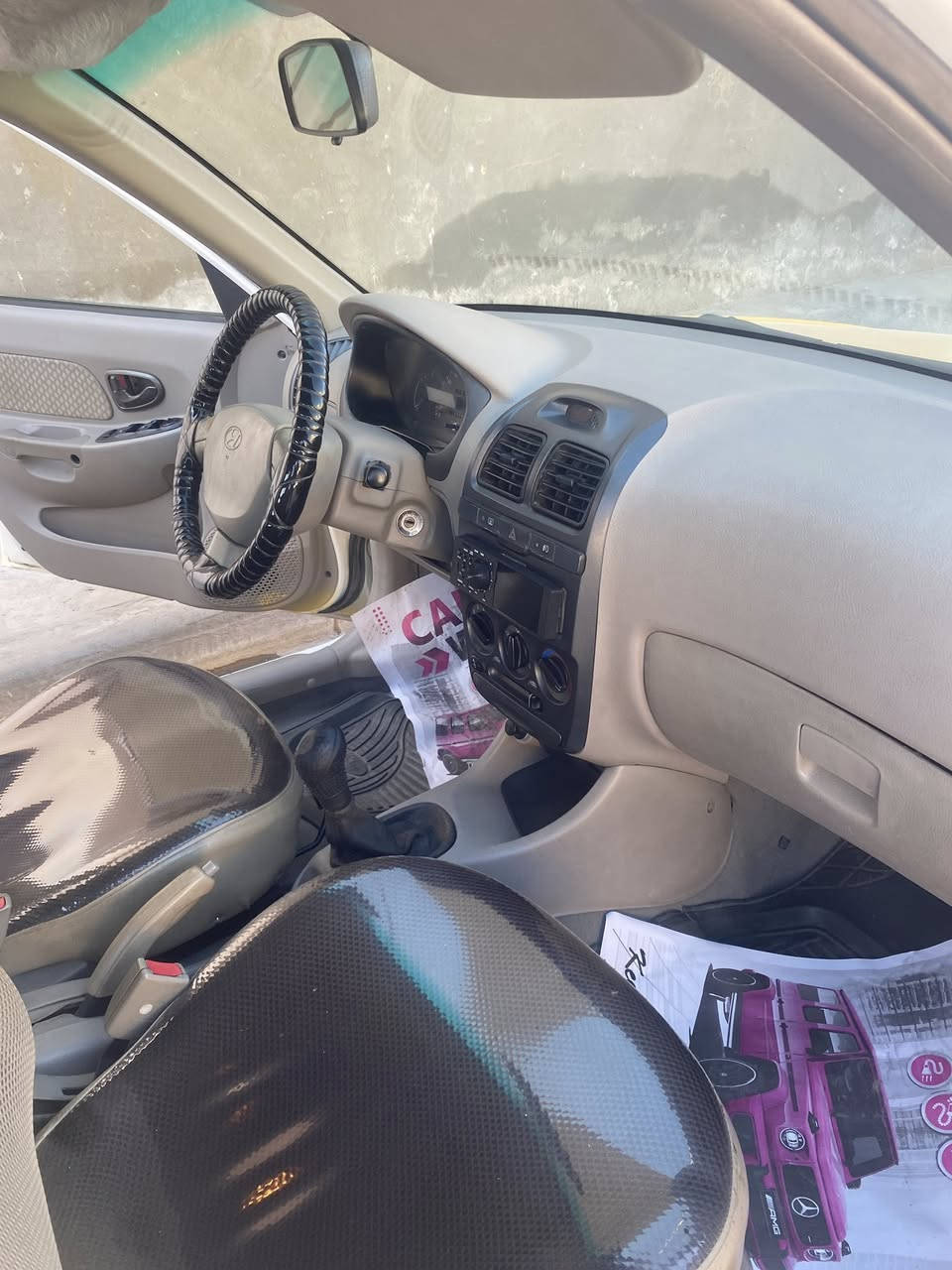 سلام عليكم سياره فيرنا موديل ٢٠١٤ 
 بسمي شرط تحويل  مامعيوده شرط مابيه اي خياس 
سياره مال بيت كولش نضيفه 
مكاني بغداد 
سعر ٨٧ بيه مجال
***********
