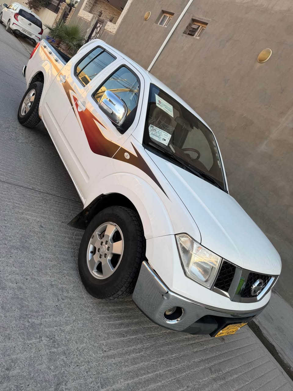 نيفاره مديل 2013 بيه بنيد مفتوح وباب صبغ فقط مكينه بلاد اوتماتيك مكينه وكير وحداديه وتبريد خير من الله مكفولات 
السعر 87 الاستفسار *********** مكاني نجف مامتواجد ع فيس النجف, العراق
