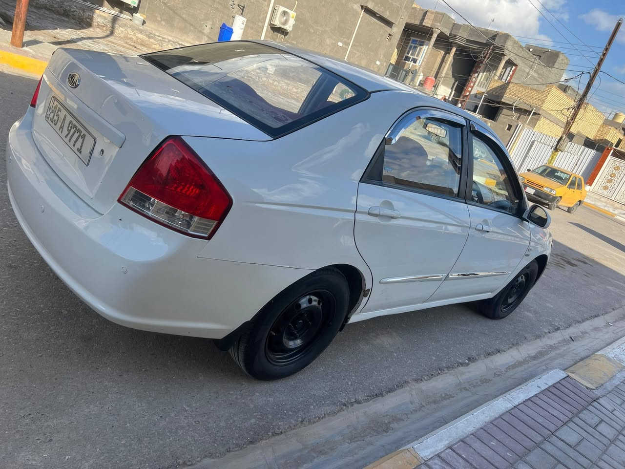 السعر 88

مكان السيارة السماوة

رقم صاحب السيارة 

***********
