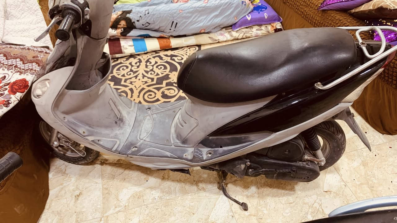 السلام عليكم دراجه ماكس قجمه مفتوحه الدراجه جديده ونضيفه السعر 700 وبيها مجال
للتوتصل فقط ***********
