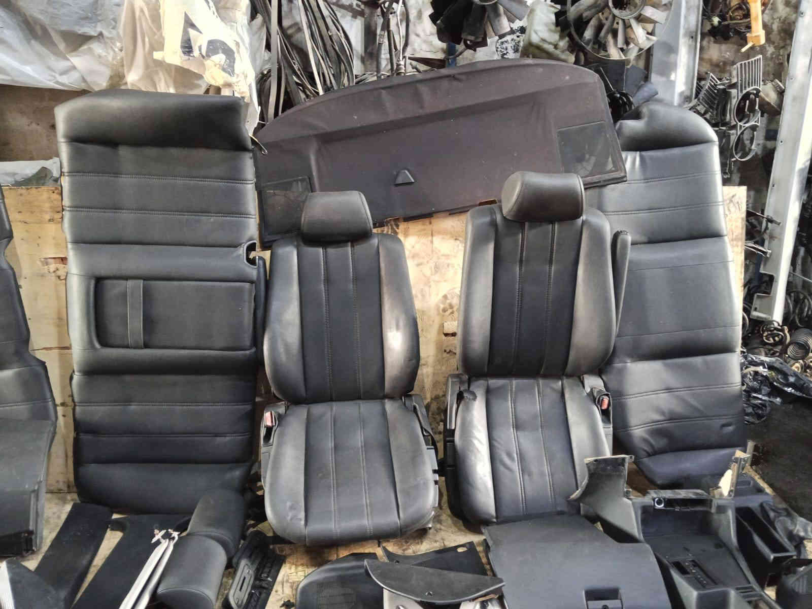 لسلام عليكم 
غرف 500 بدي قديم 

العنوان الحله الحي الصناعي الشارع العام 

***********
