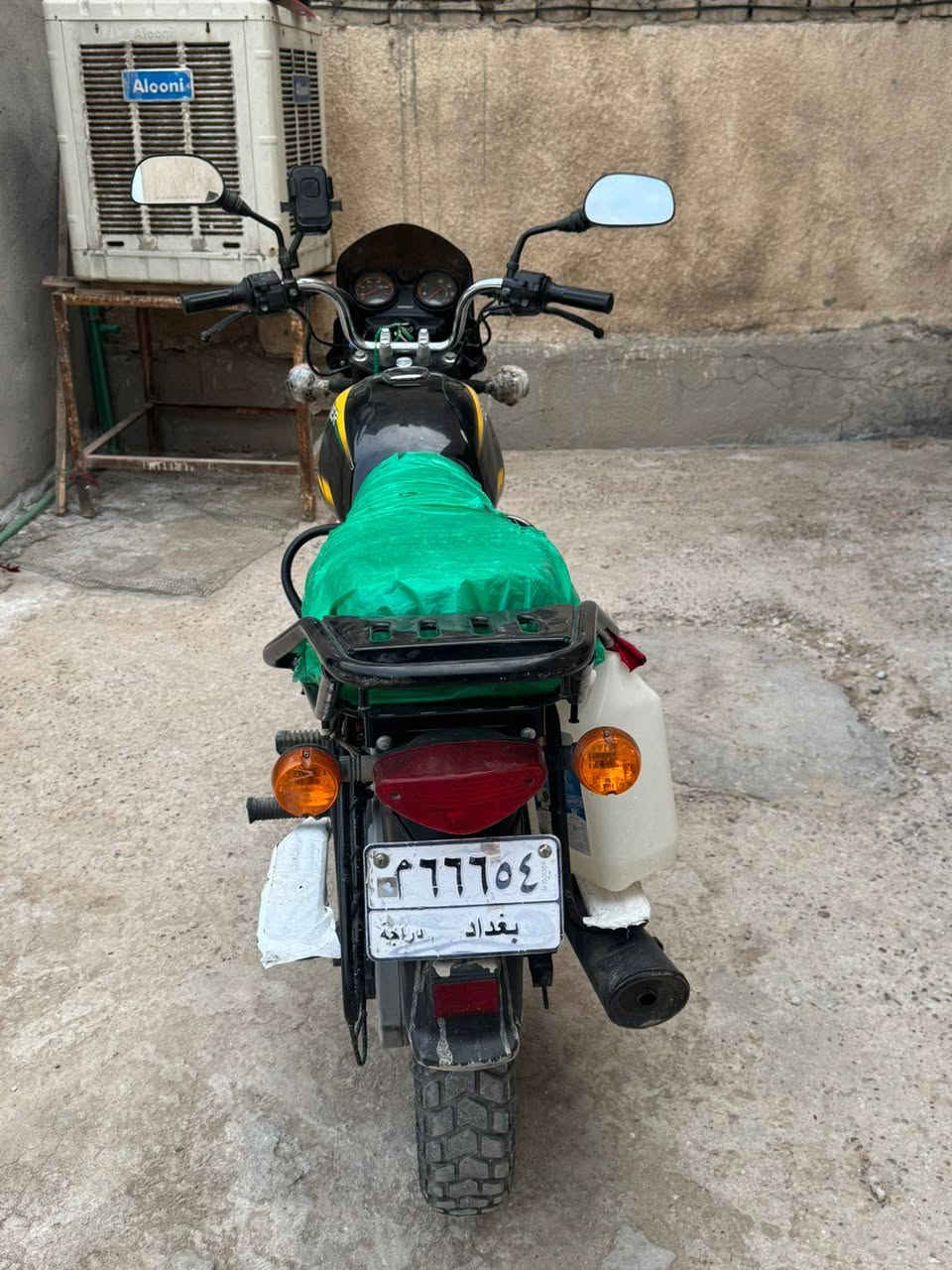 السلام عليكم بوكسر كلاسك لبيع موديل 2023 دراجه مكفوله كفاله عامه فقط قبق التفيلس مفتوح لا اكثر ولا اقل دراجه ما جنايه الله شاهد رقم بغداد عربي تحويل ثاني يوم مكاني دوره ابو دشير السعر مليونين وبيه مجال حك جايه الهاتف***********📍
