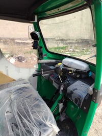 تكتك موديل ٢٠٢٢ مكفولة من الضربه سعر  8 و ٣٠٠  الشراي يتصل ٠٧٧١٧٠٢٨٦٣٥...