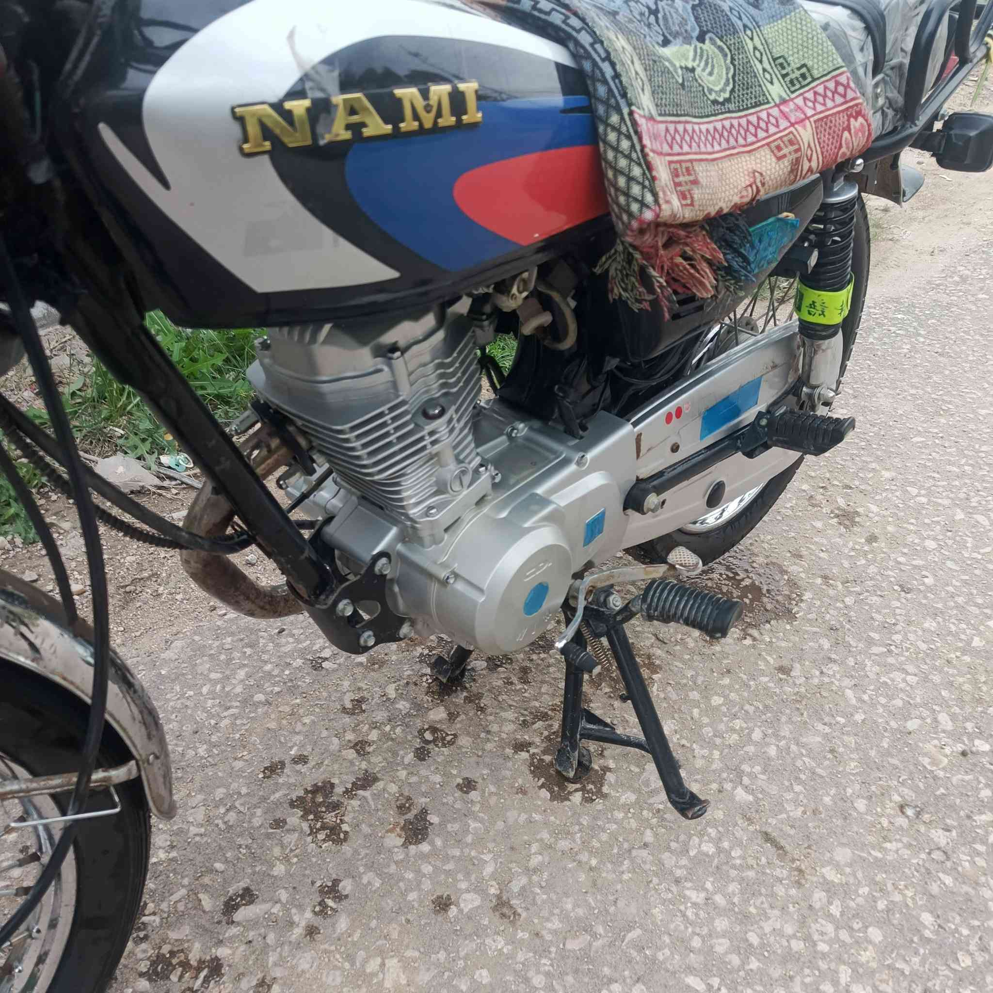 مكاني كربلاء حي العباس 
سلام عليكم دراجه البيع موديل2025طالعه بل 2026سوبايه طابقين كشن رابيدو ابو القاعتين الصلي لايت عالي ناصي دبل شاره الدراجه حله من الصوره تعال وشوف السعر 650وبيهه مجال شراي تعال خاص مو شراي طلع كبل


**إذا كنت صاحب هذا الإعلان وتريد حذفه لأي سبب، رجاءا أرسل رسالة إلى الدعم الفني**