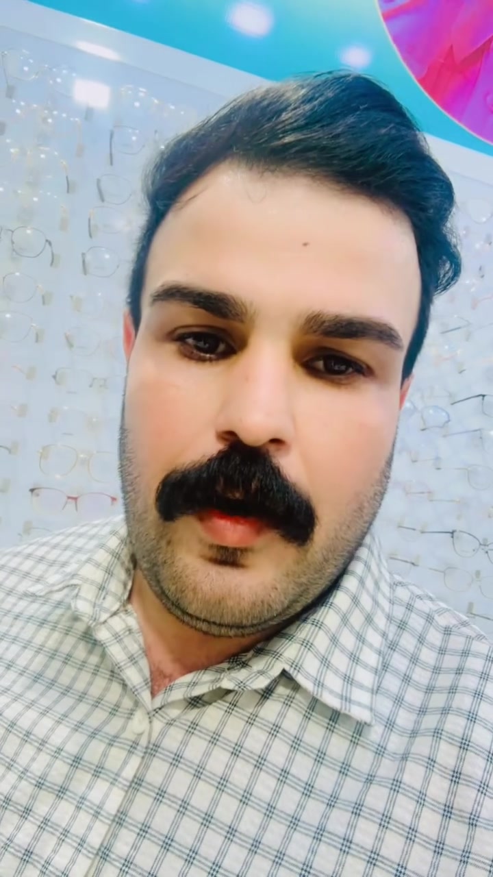 السلام عليكم   كما قال النبي محمد ص خير الناس من نفع الناس    عيادة عوينات الزهراء   من انسب الاسعار واجود الصناعات  للعدسات والنظارات في الناصرية الحبوبي   مع فحص طبي متكامل 
لاستفسار
***********
