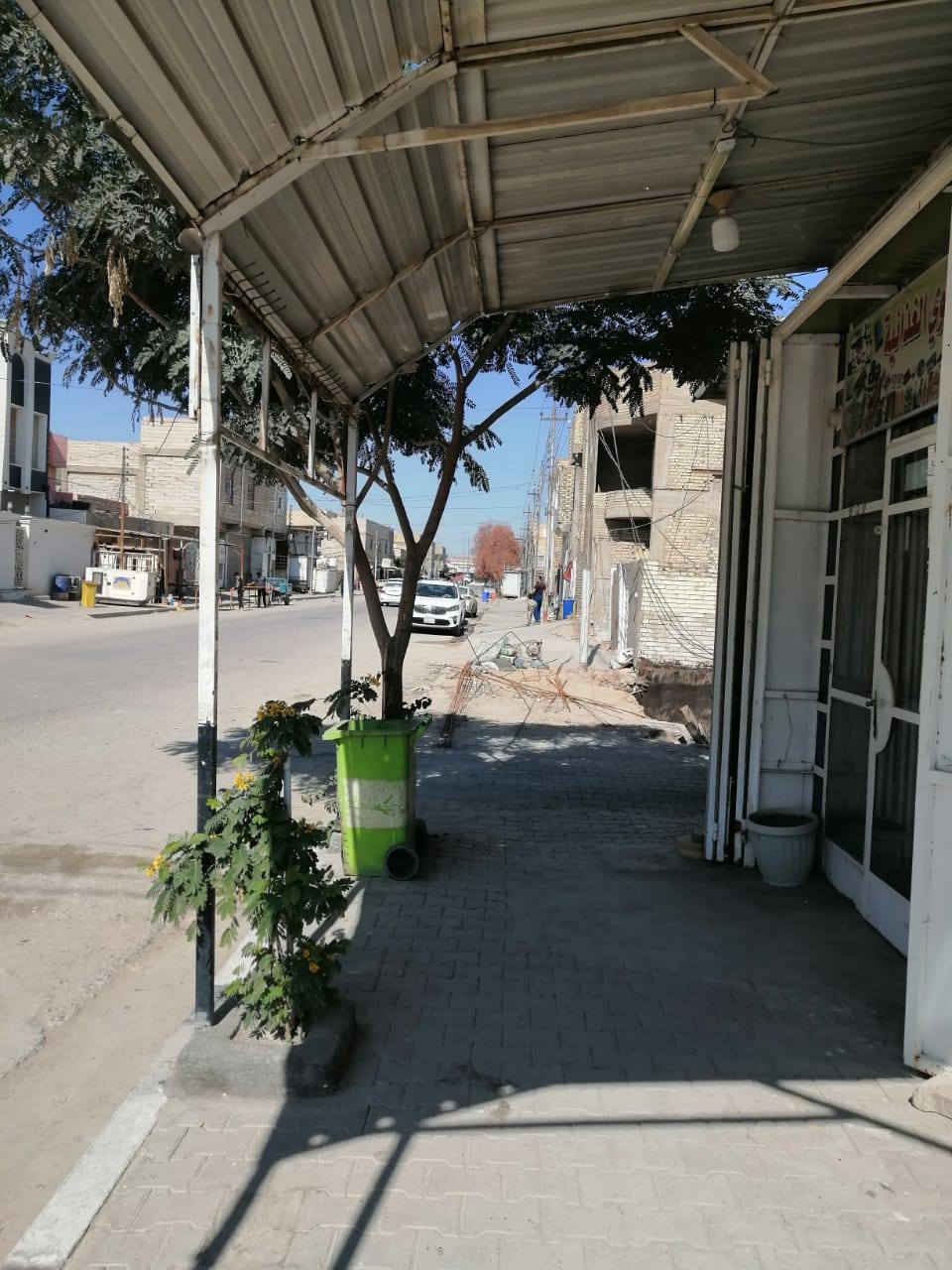 بيت 200متر حي الجامعةحرف T شارع 20مال الطاقة الي يطلع على شارع وفاء جامعة بيت بناء 2غرف نوم سويت+غرفة عادية +شقة بيه غرفتين نوم صالة ومطبخ سطح +محلين موقع مميز للاستفسار الاتصال على الرقم ***********
