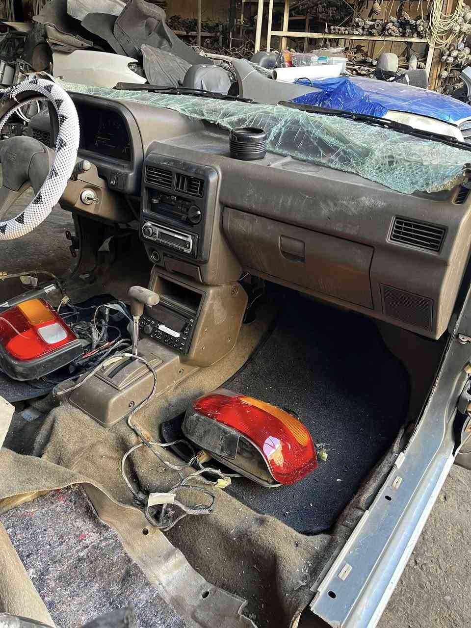 السلام عليكم وكل عام وانتم بخير. هذا الزلمه جايب غراض اسبرو حاويه الي يريد يتصل عليه


**إذا كنت صاحب هذا الإعلان وتريد حذفه لأي سبب، رجاءا أرسل رسالة إلى الدعم الفني**