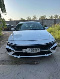 النترا موديل 25 سياره نظيفه حادثها شويه بالشنطه كم مواصفات واحد على وا...