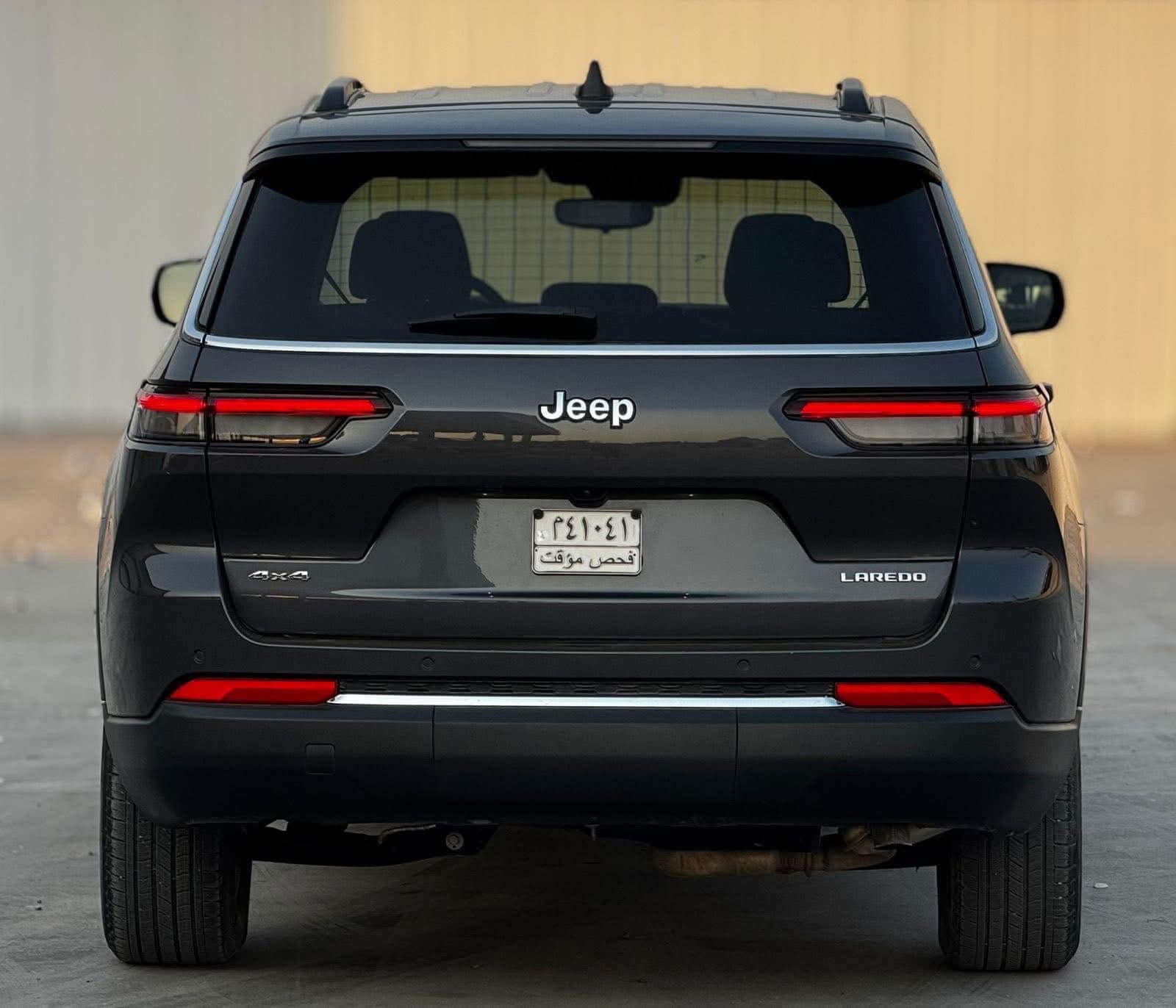 جيب كراند شيروكي لاريدو ٢٠٢٤وارد امريكي
الجيل الجديد كليا 
المحرك V6 3.6L 
ماشيه ٢٠ الف فقط
٧راكب 
كامره خلفية (HD) 
حساسات تحذيرية    
تحذير الخروج عن المسار 
شاشة دجتال -شاشه كبيرة 10.1 انج - نظام الخرائط (GPS)   كشافات الضباب زنون 
شفتات بالستيرن 
الگير ماوس سستم صوت Alpine 
مكيف خلفي مع وحدة تحكم منفصلة 
تبديل بنيد
الصبغ جاملغ وباب وبنيد 
السيارة دخول جديد / مصلح درجة اولى 

مكان السيارة 
بغداد السيدية
سعر البيع 245$
للاستفسار / *********** اتصال او خاص
