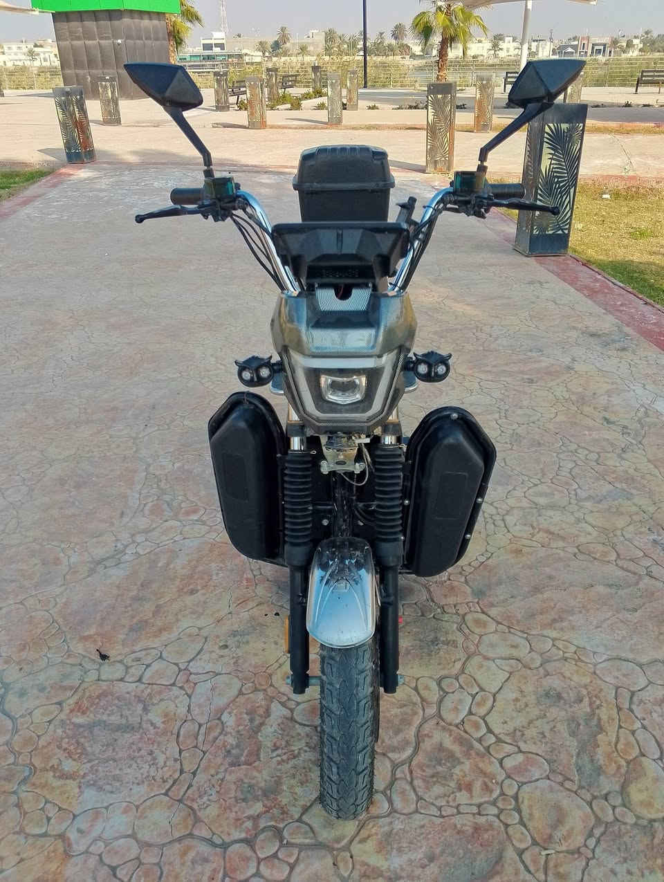 دراجه جبلي للبيع موديل 2024 عدد 6باتري جدد مبدلات وان ميعجبك افحص كهربايات شقاله كله سعر 500 وبيه مجال للشراي شي بصيط للستفسار *********** ***********
