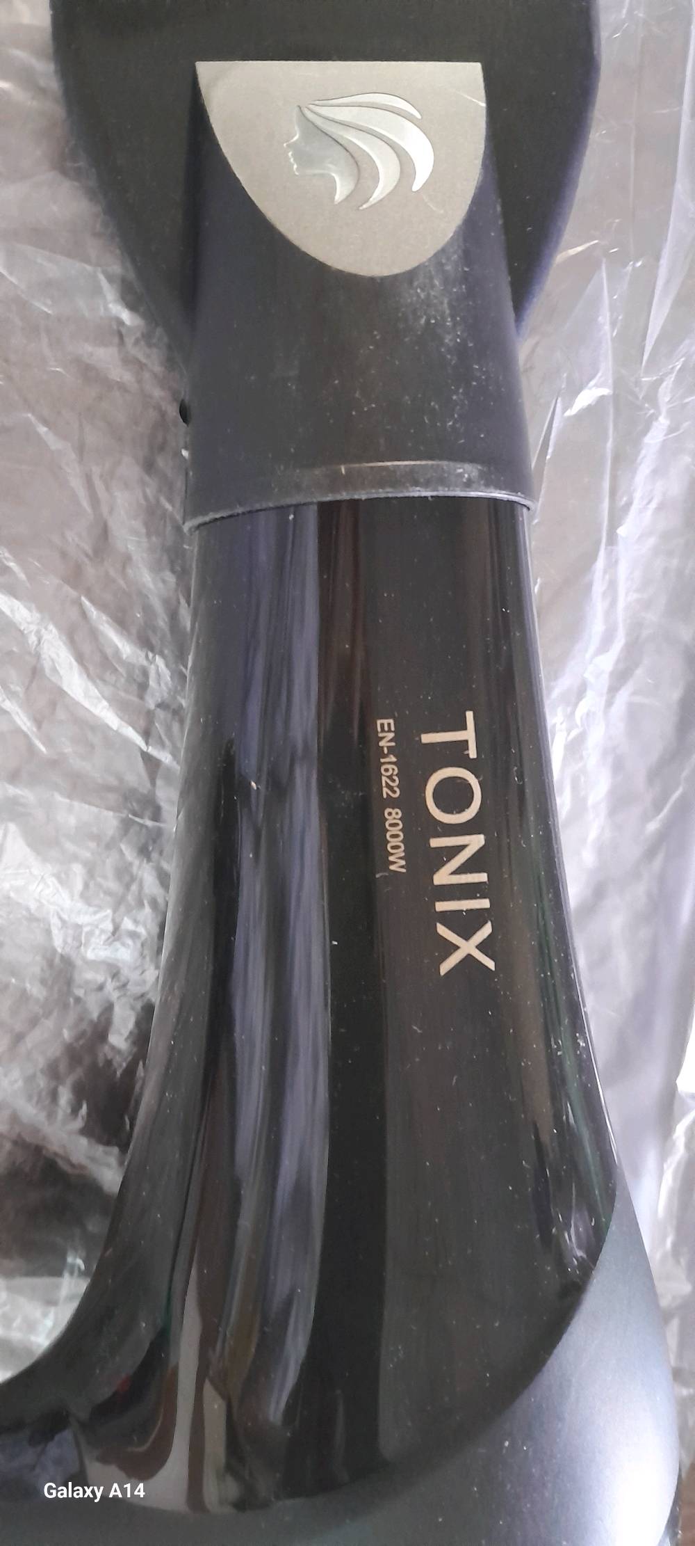 بغداد
سيشوار صالونات الحلاقة ماركة تونكس جديد 8000 واط