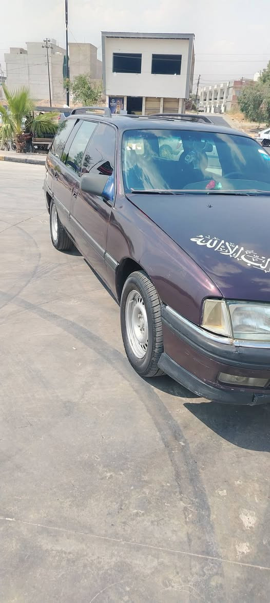 اوميكا ستيشن 93 كير توماتيك جامات كهرب شاشة ومضخم صوت
تخم تاير وبطارية جديد المحرك معمر جديد
سنوية لغاية ٢٩
هزة جديد
***********
